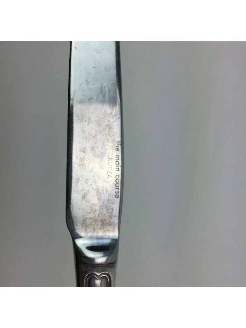 11 Dinner Knives The Main Course MNF27 Shell Stainless Serrated Flatware